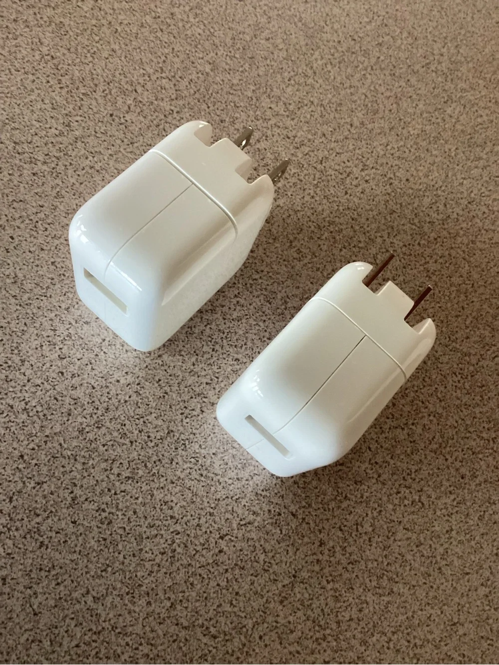 Set of TWO Apple 10W USB Power Adapters / Charging Cubes for iPad and iPhone